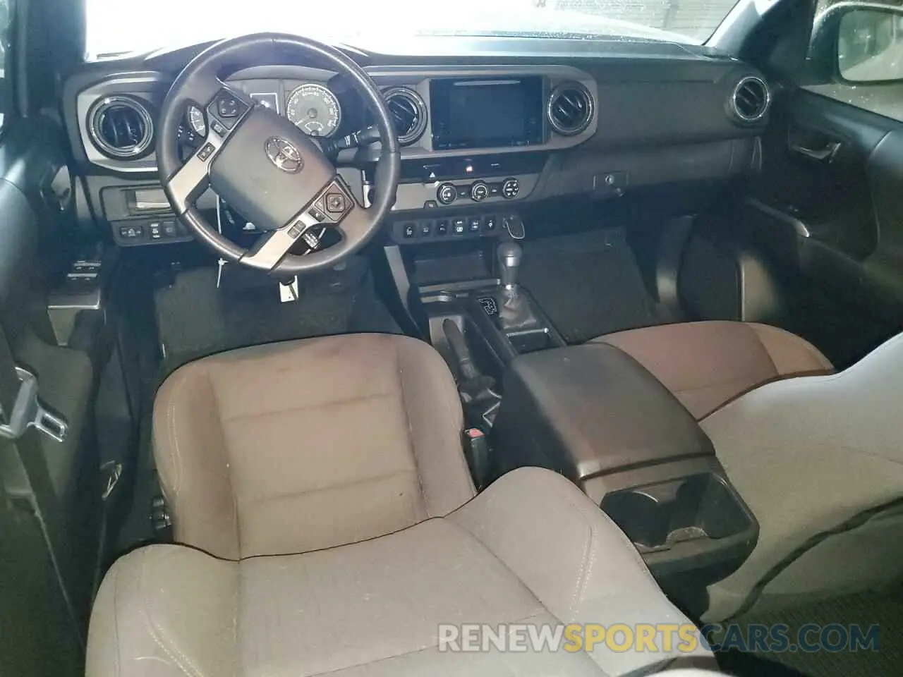 8 Фотография поврежденного автомобиля 3TMAZ5CN3KM087911 TOYOTA TACOMA 2019