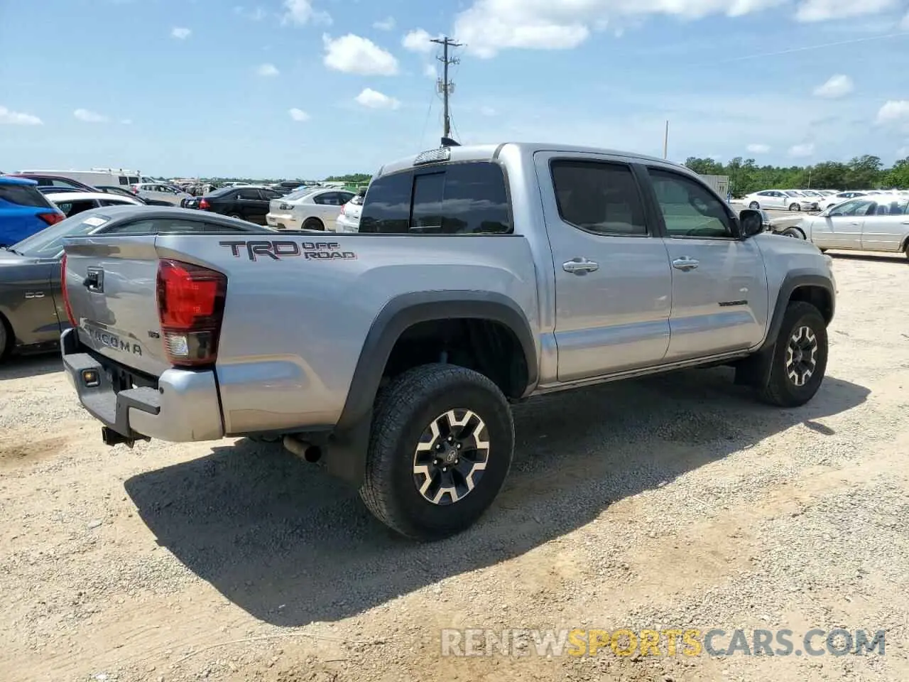 3 Photograph of a damaged car 3TMAZ5CN3KM113455 TOYOTA TACOMA 2019