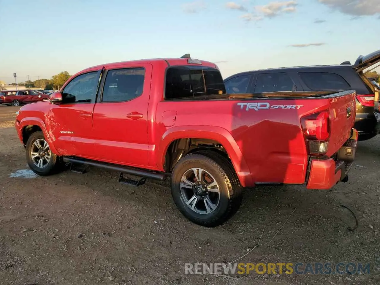 2 Photograph of a damaged car 3TMAZ5CN4KM090235 TOYOTA TACOMA 2019
