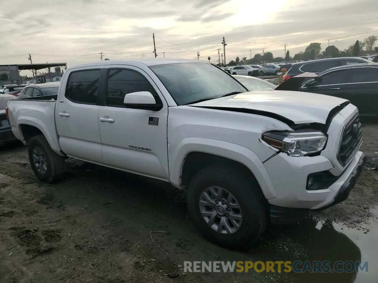 4 Photograph of a damaged car 3TMAZ5CN5KM089563 TOYOTA TACOMA 2019