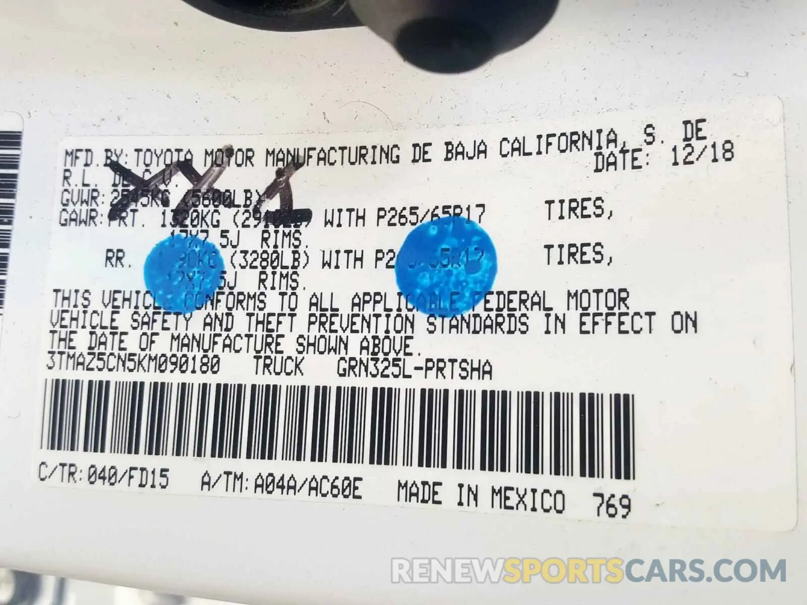 10 Photograph of a damaged car 3TMAZ5CN5KM090180 TOYOTA TACOMA 2019