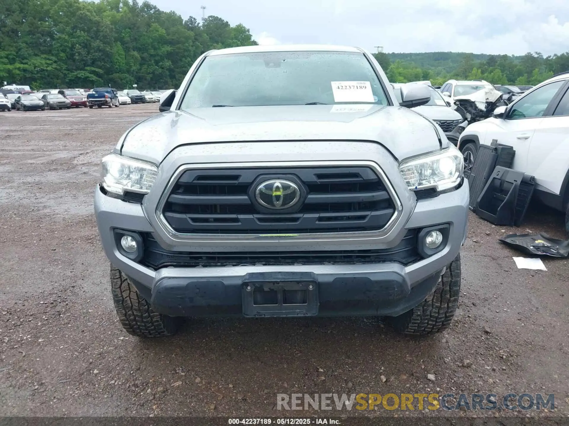 6 Photograph of a damaged car 3TMAZ5CN5KM095427 TOYOTA TACOMA 2019