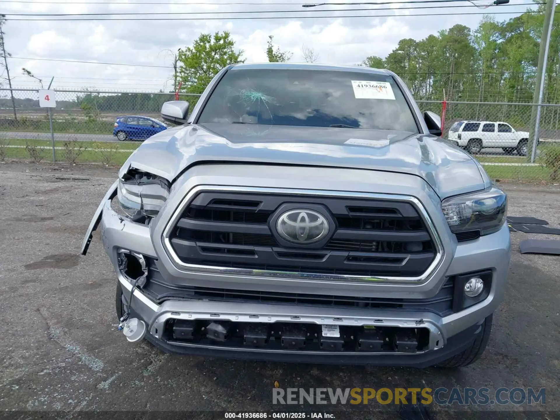 13 Photograph of a damaged car 3TMAZ5CN5KM103574 TOYOTA TACOMA 2019