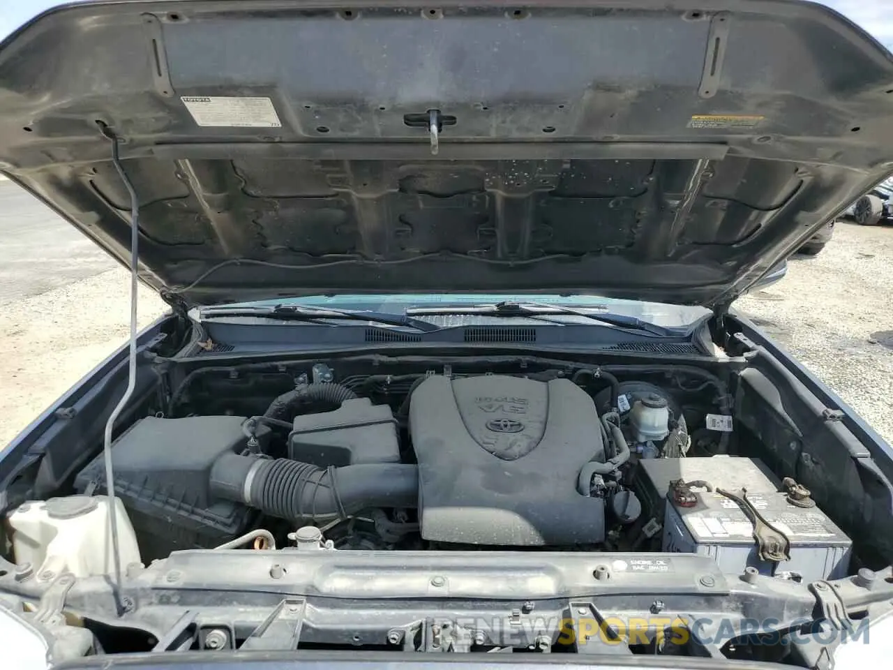 11 Photograph of a damaged car 3TMAZ5CN6KM086252 TOYOTA TACOMA 2019