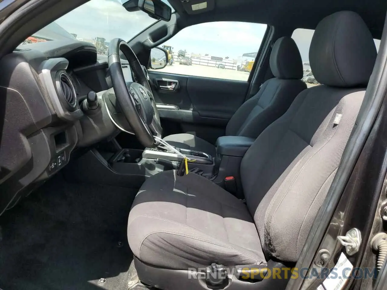 7 Photograph of a damaged car 3TMAZ5CN6KM086252 TOYOTA TACOMA 2019