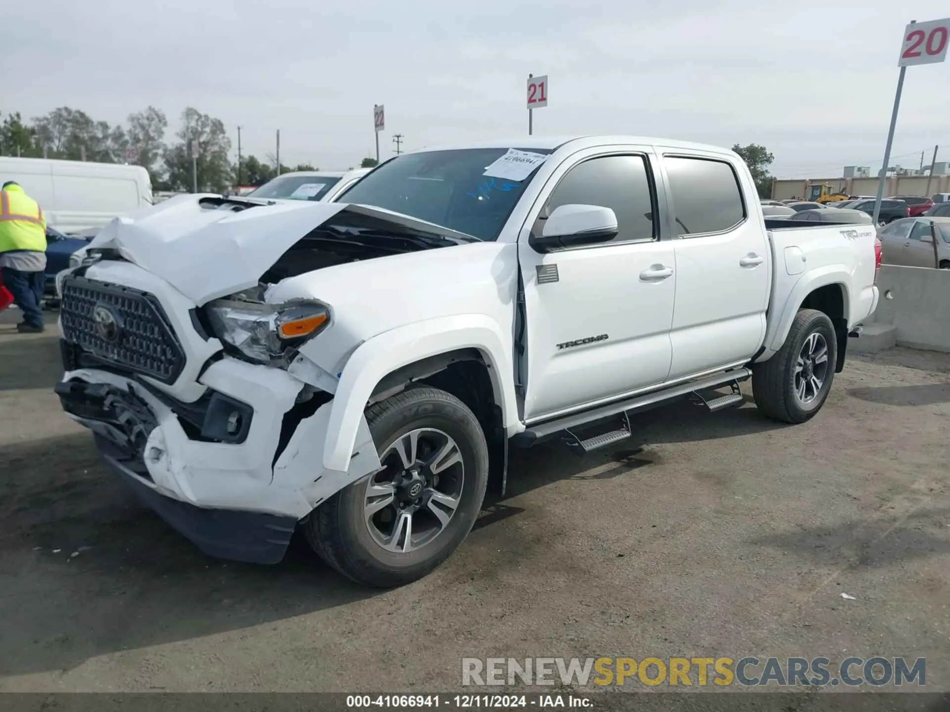 2 Фотография поврежденного автомобиля 3TMAZ5CN6KM087708 TOYOTA TACOMA 2019
