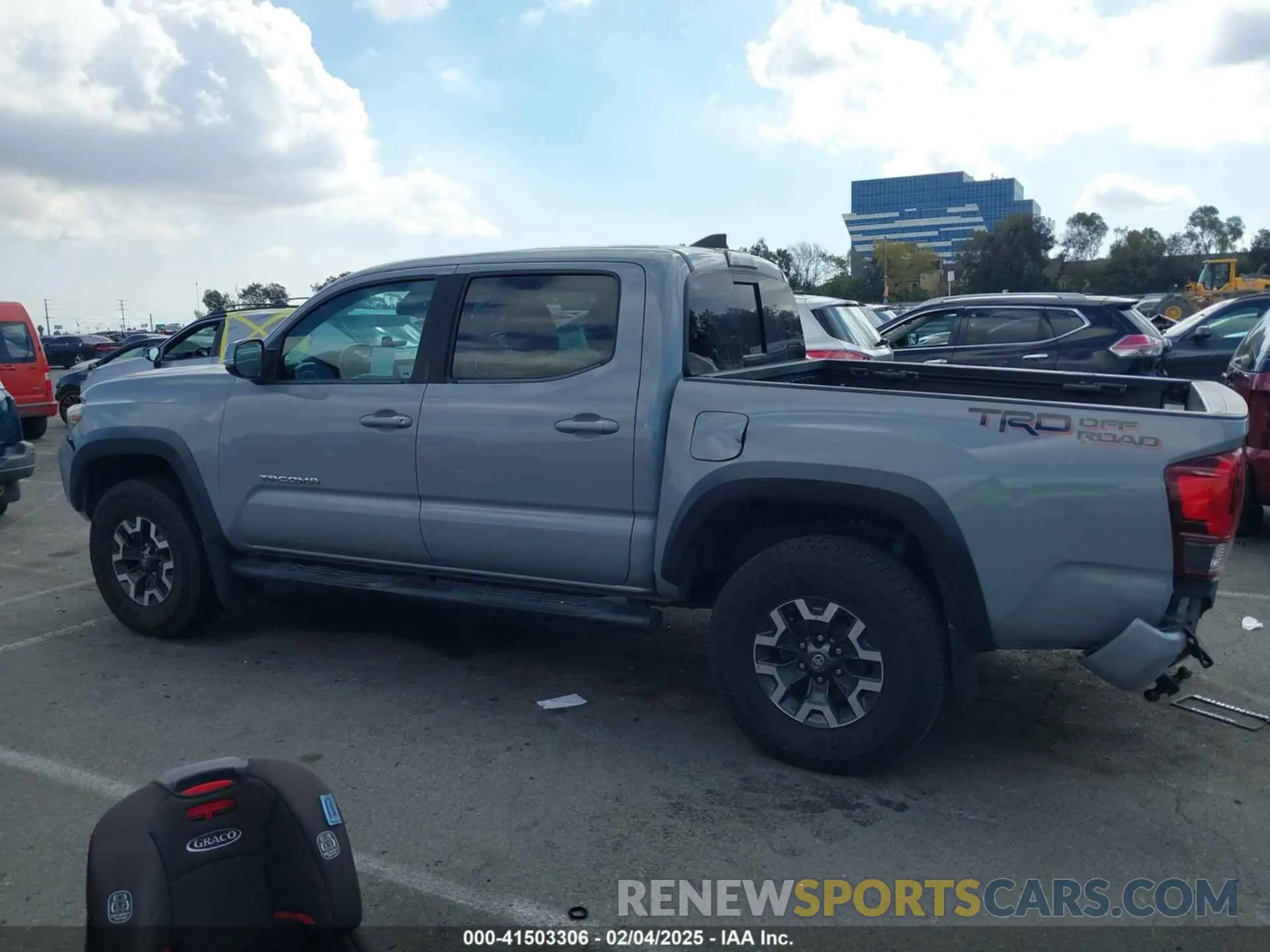 13 Фотография поврежденного автомобиля 3TMAZ5CN6KM100876 TOYOTA TACOMA 2019