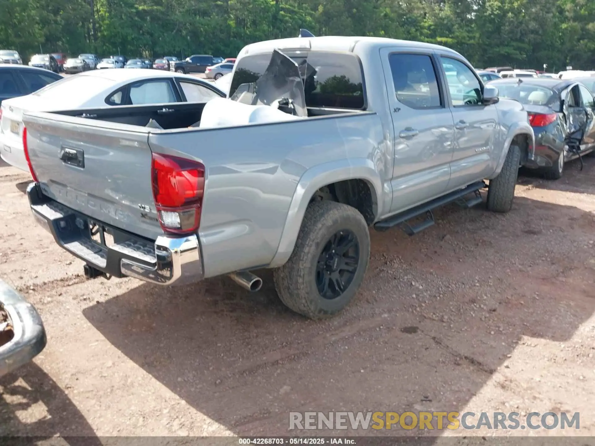 4 Фотография поврежденного автомобиля 3TMAZ5CN6KM102109 TOYOTA TACOMA 2019