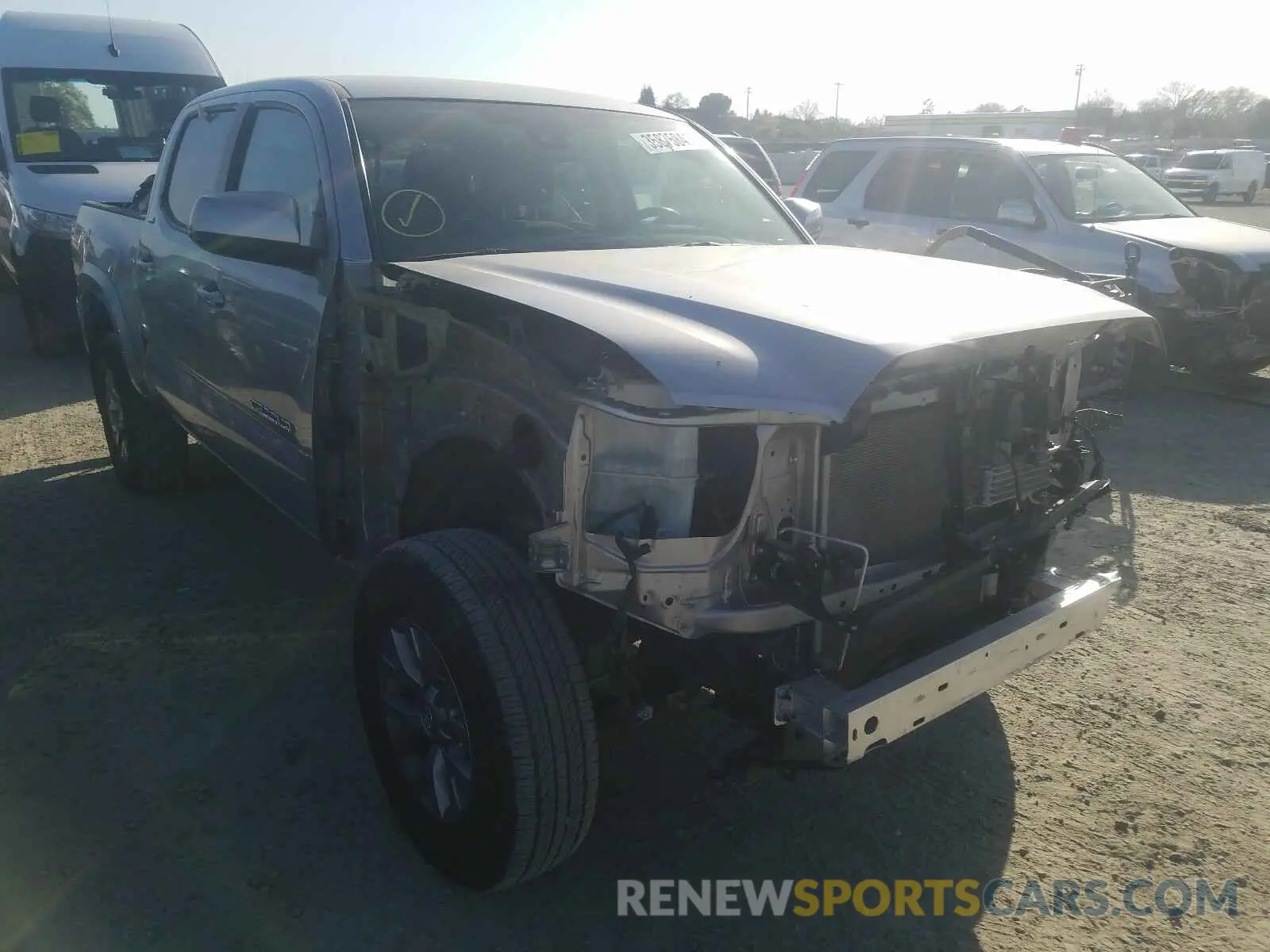 1 Photograph of a damaged car 3TMAZ5CN6KM104328 TOYOTA TACOMA 2019