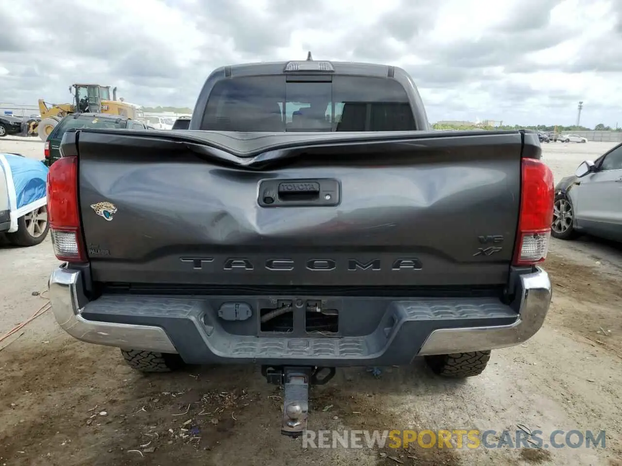 6 Photograph of a damaged car 3TMAZ5CN7KM082324 TOYOTA TACOMA 2019