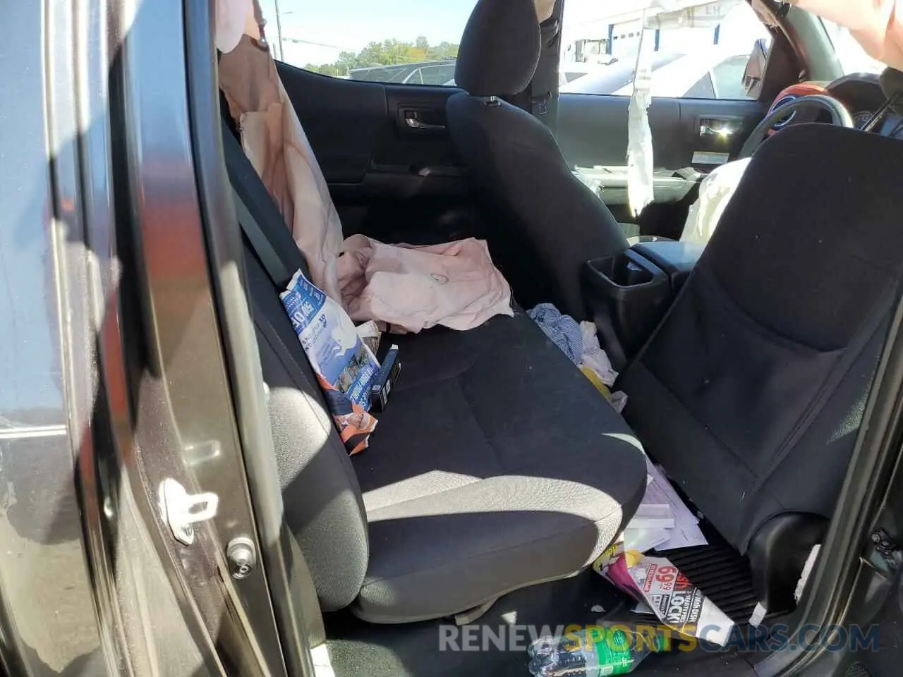 6 Photograph of a damaged car 3TMAZ5CN7KM083151 TOYOTA TACOMA 2019