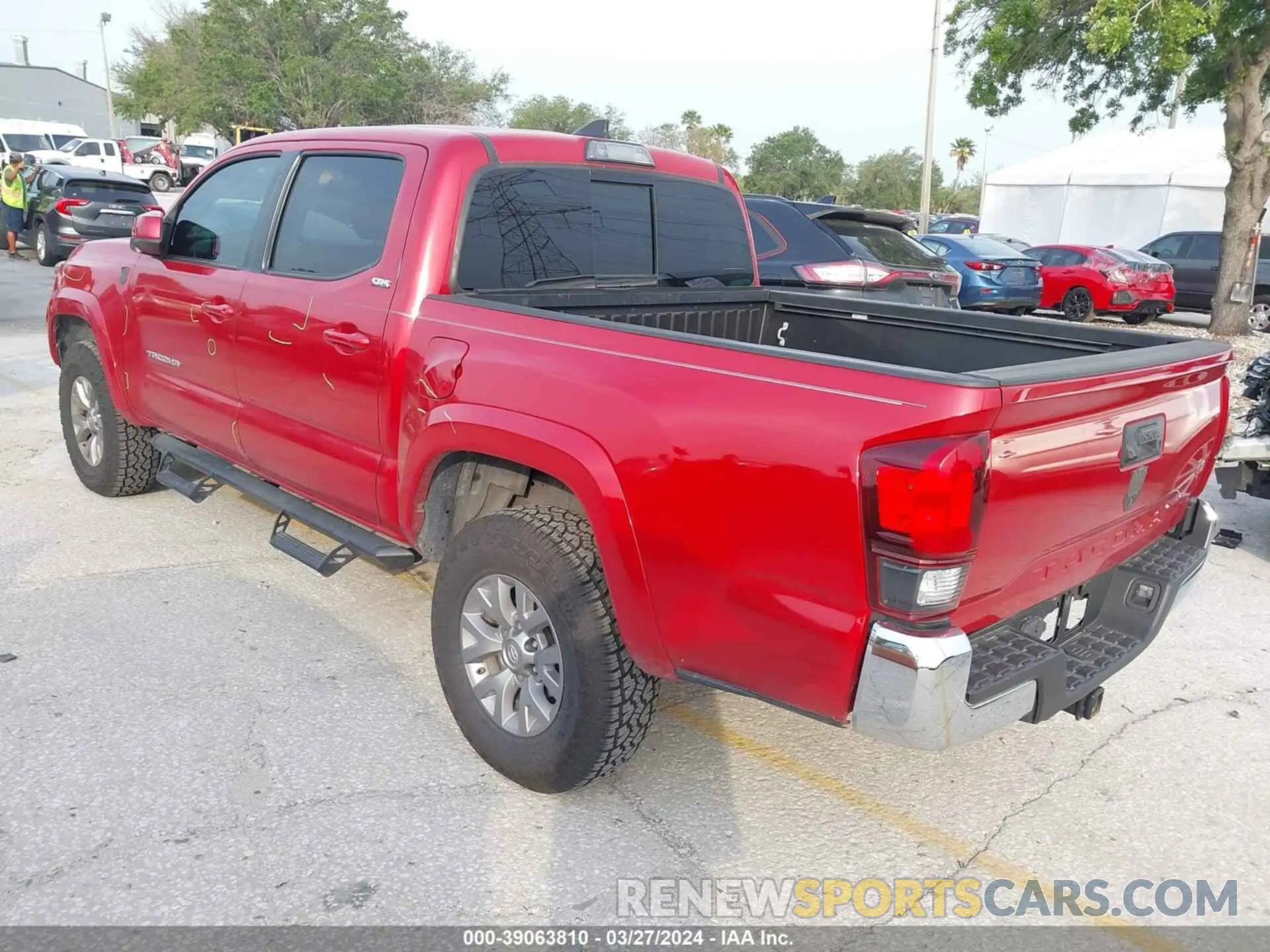 3 Photograph of a damaged car 3TMAZ5CN7KM109165 TOYOTA TACOMA 2019
