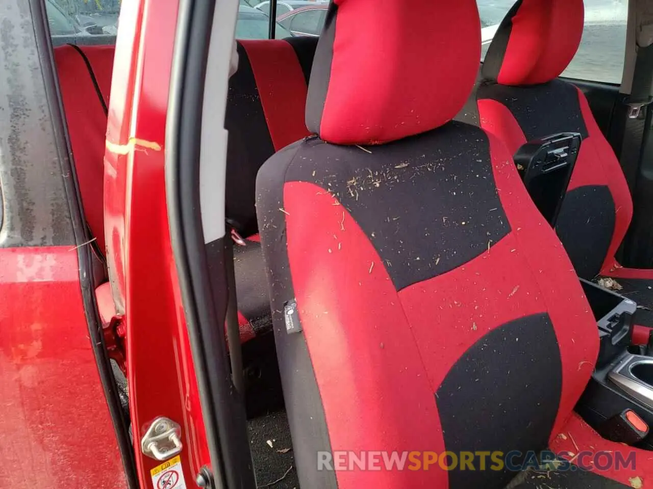 9 Фотография поврежденного автомобиля 3TMAZ5CN8KM104993 TOYOTA TACOMA 2019