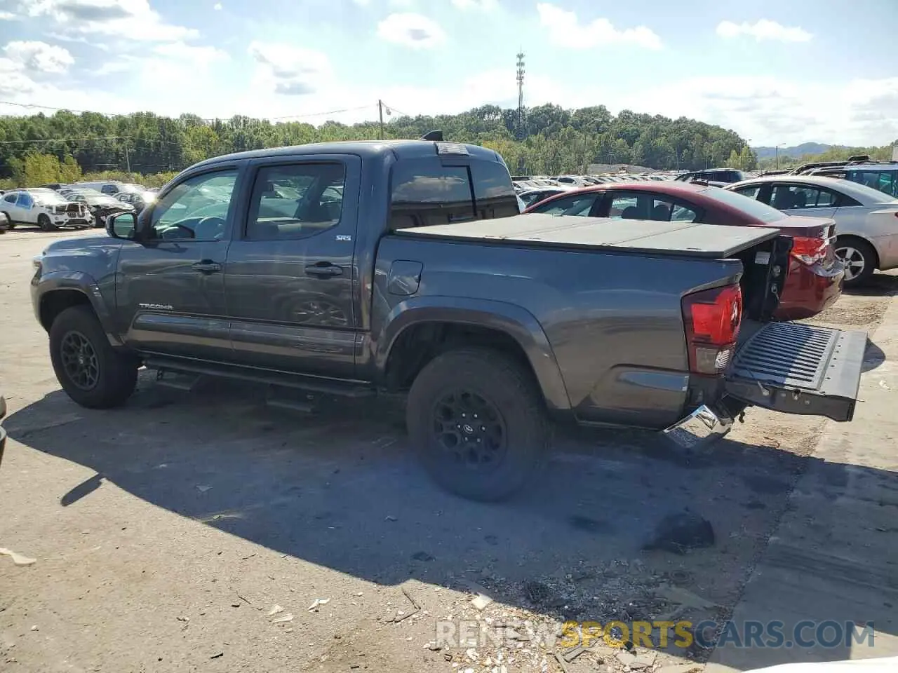 2 Photograph of a damaged car 3TMAZ5CN8KM111782 TOYOTA TACOMA 2019