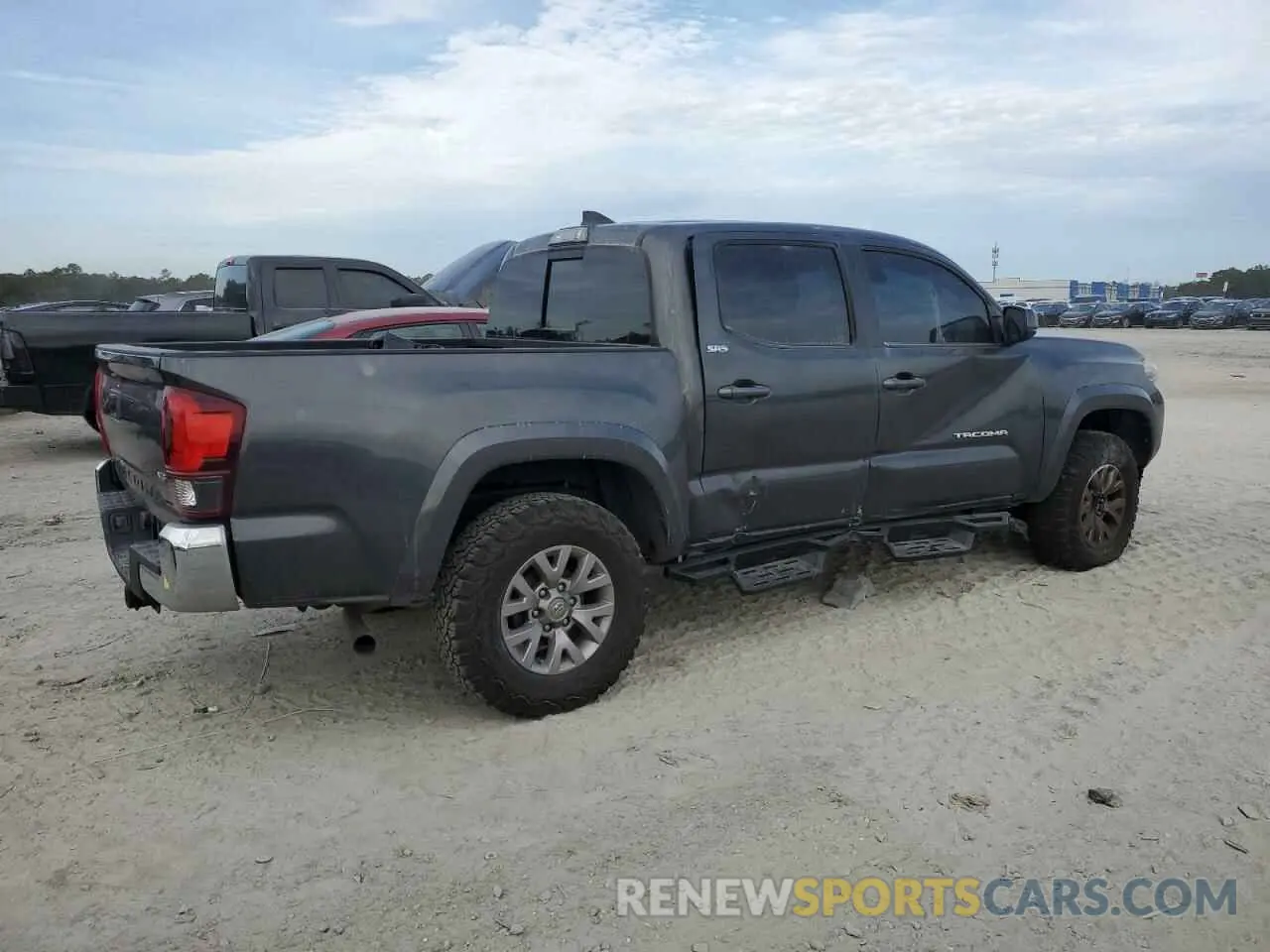 3 Photograph of a damaged car 3TMAZ5CN9KM085306 TOYOTA TACOMA 2019