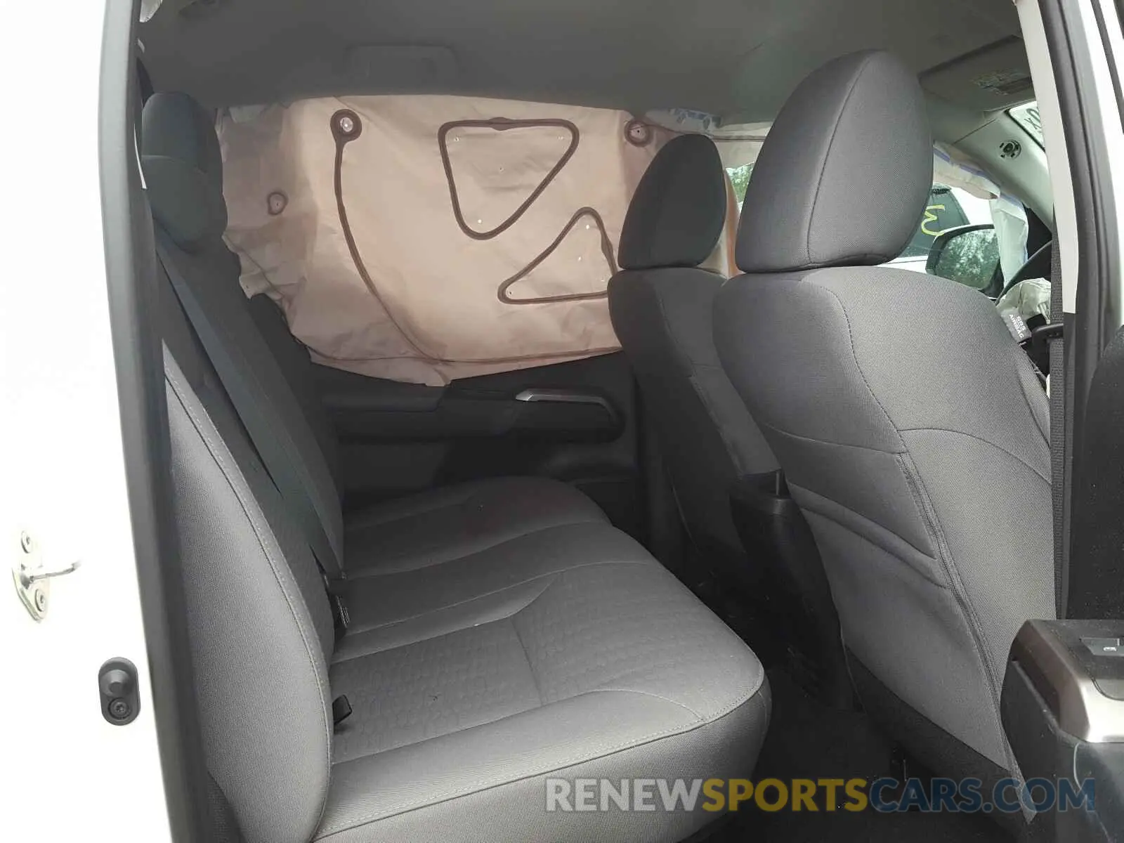 6 Photograph of a damaged car 3TMAZ5CN9KM089193 TOYOTA TACOMA 2019