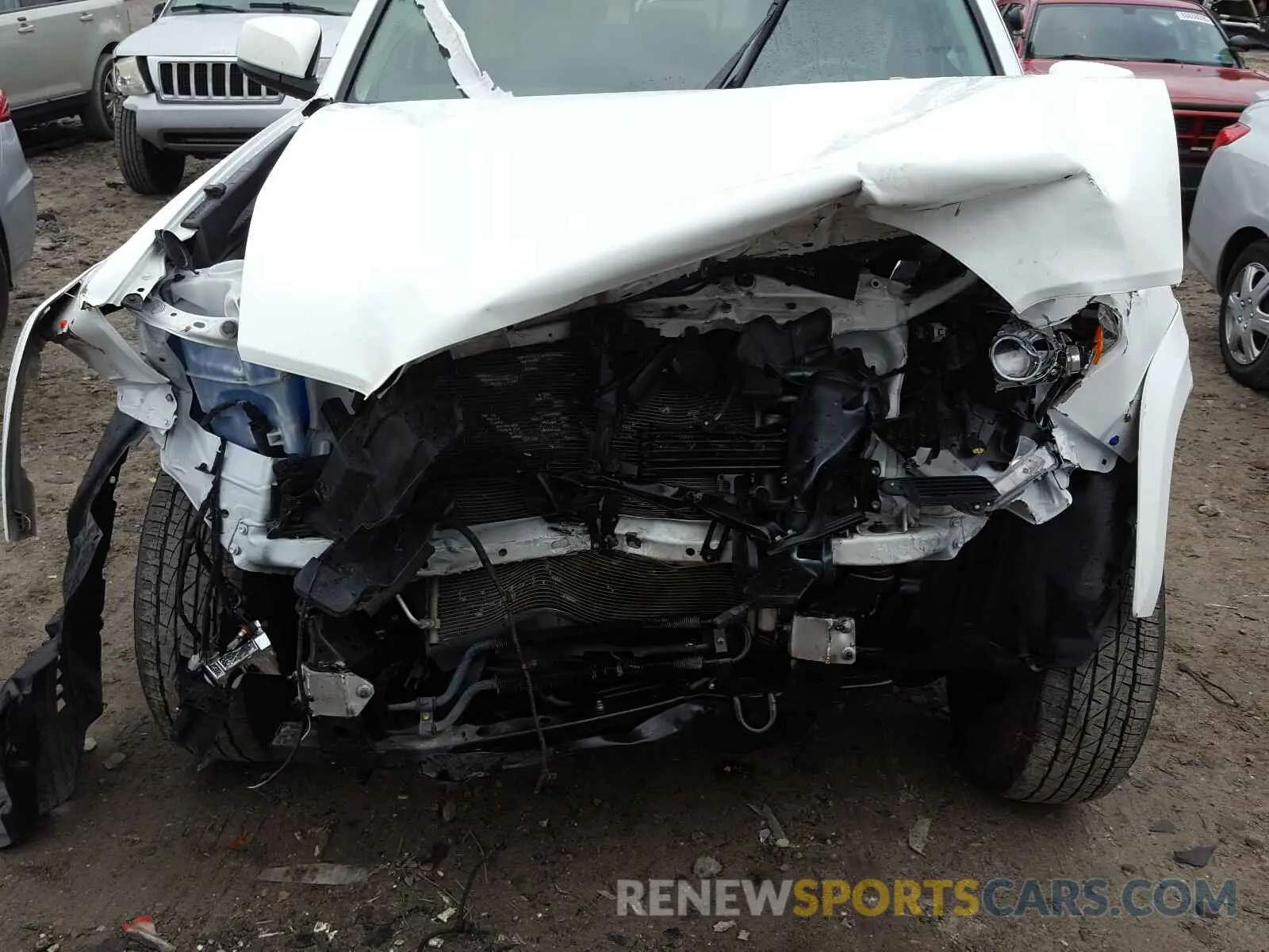 9 Photograph of a damaged car 3TMAZ5CN9KM089193 TOYOTA TACOMA 2019