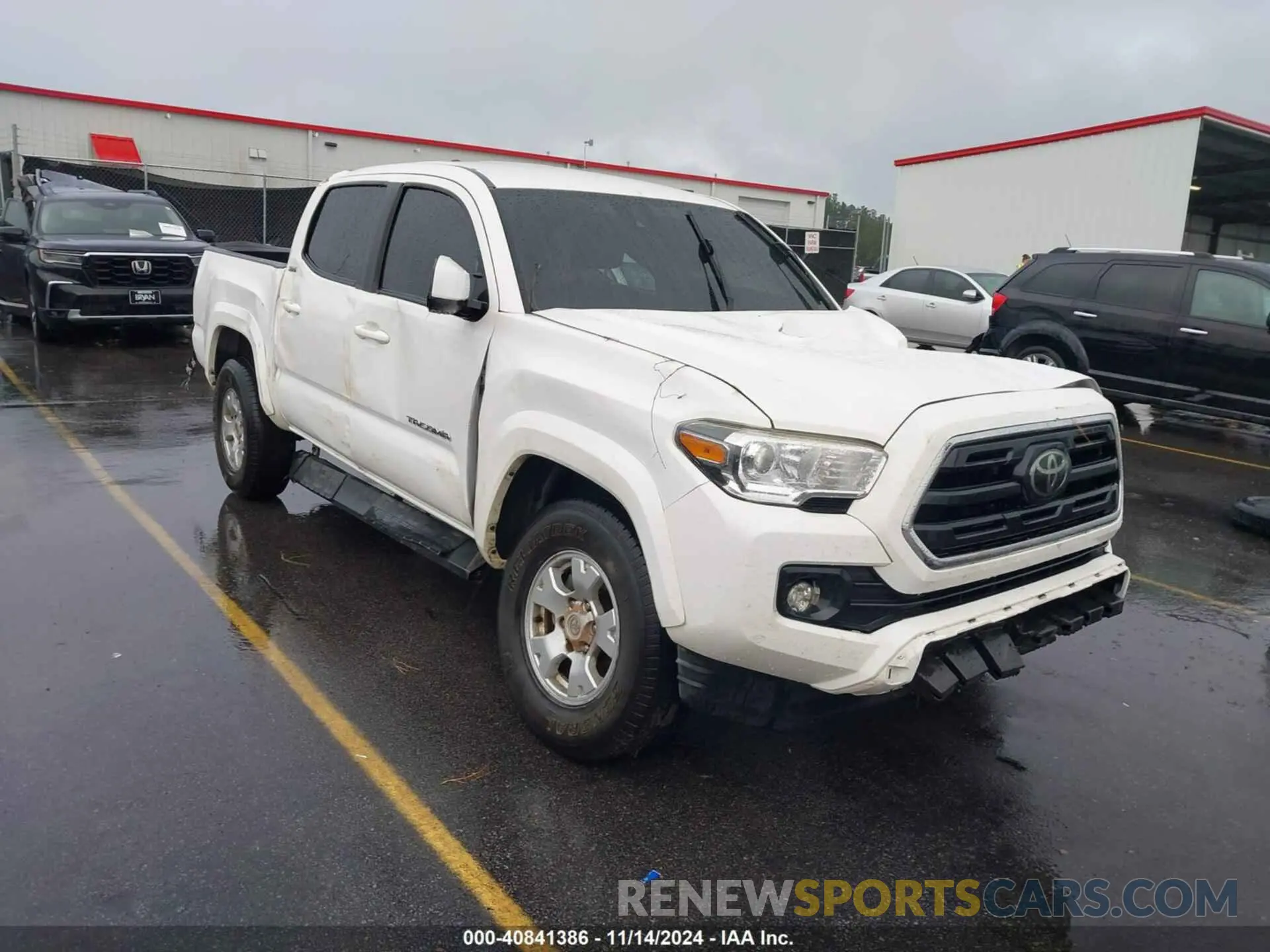 1 Photograph of a damaged car 3TMAZ5CN9KM089663 TOYOTA TACOMA 2019
