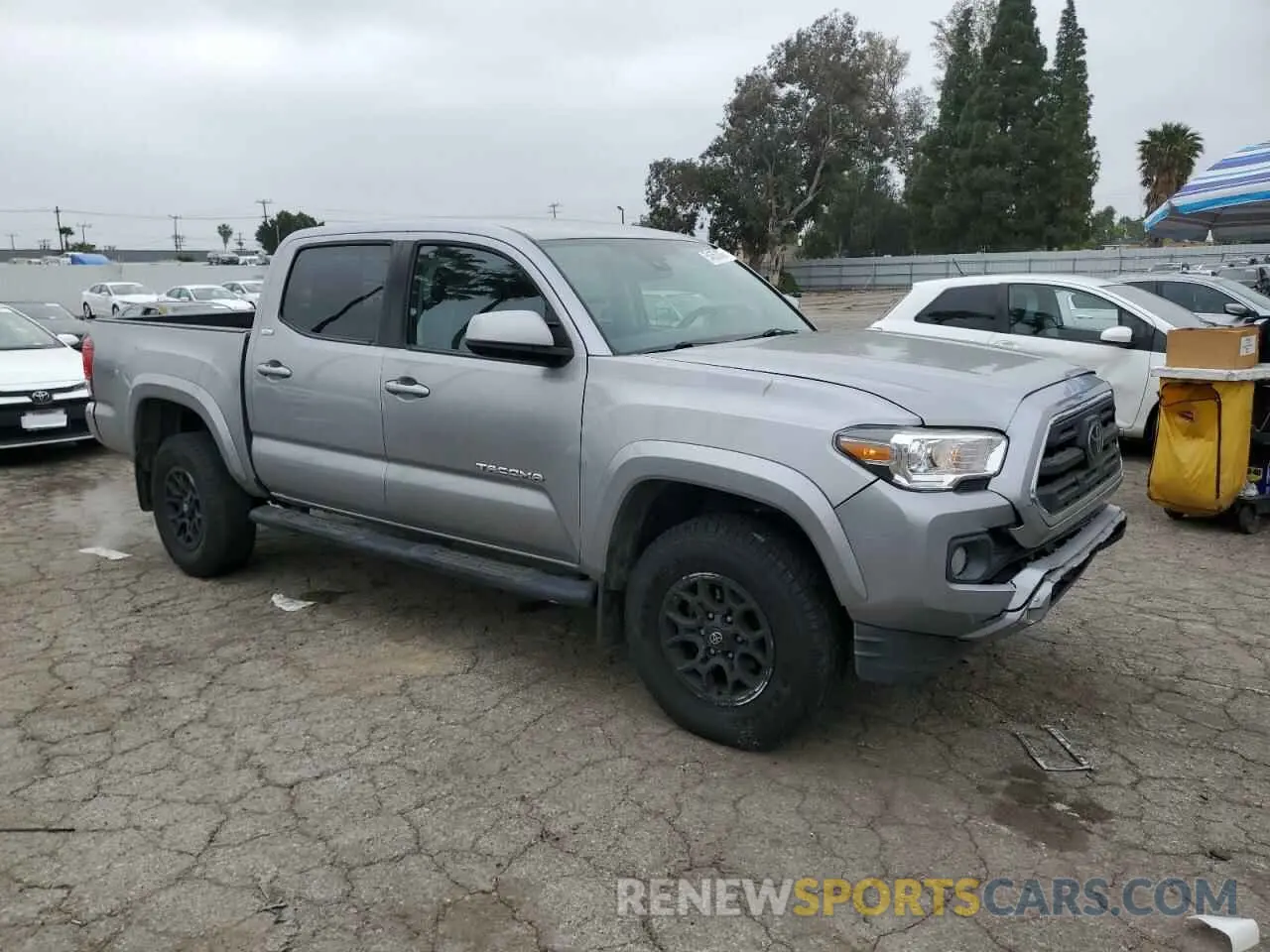 4 Фотография поврежденного автомобиля 3TMAZ5CN9KM104632 TOYOTA TACOMA 2019