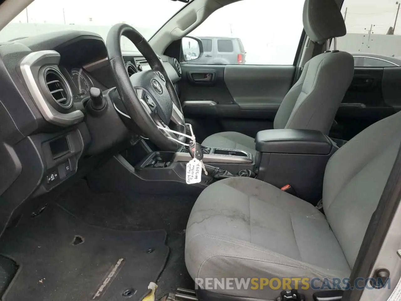 7 Фотография поврежденного автомобиля 3TMAZ5CN9KM104632 TOYOTA TACOMA 2019