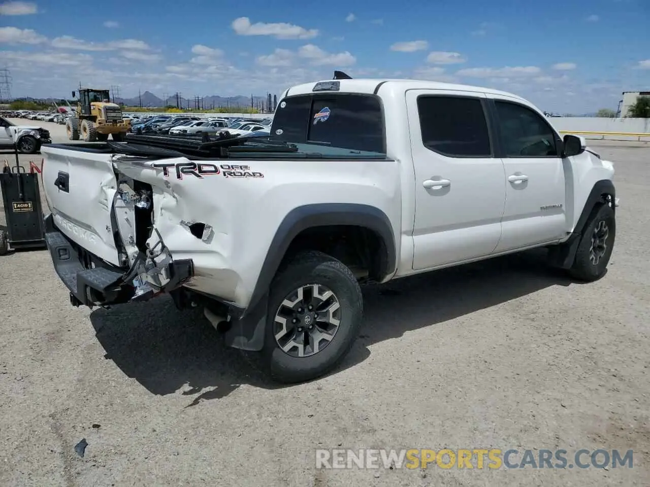 3 Photograph of a damaged car 3TMAZ5CN9KM112892 TOYOTA TACOMA 2019