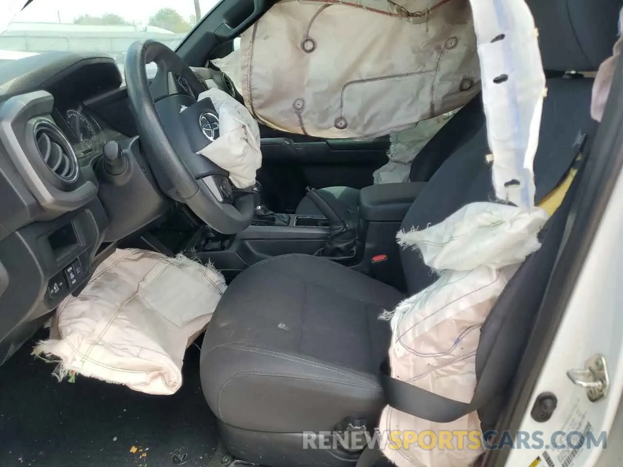 7 Photograph of a damaged car 3TMAZ5CN9KM112892 TOYOTA TACOMA 2019