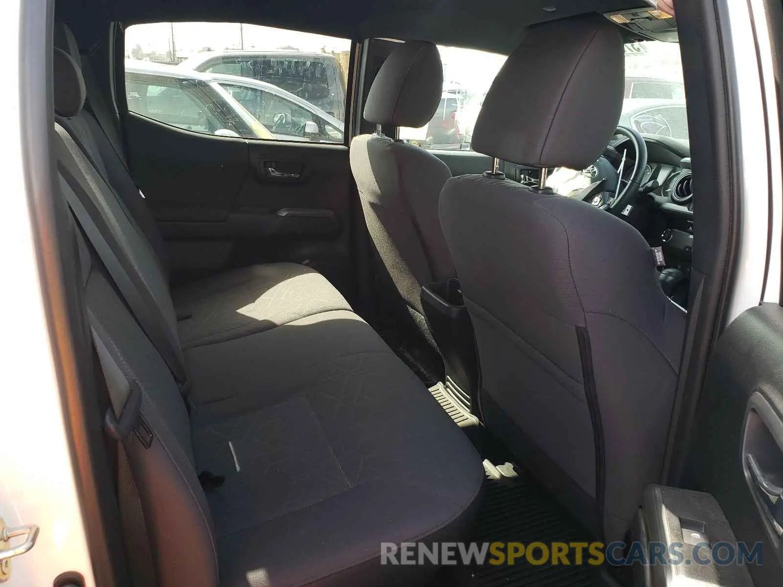 6 Photograph of a damaged car 3TMBZ5DN0KM022131 TOYOTA TACOMA 2019