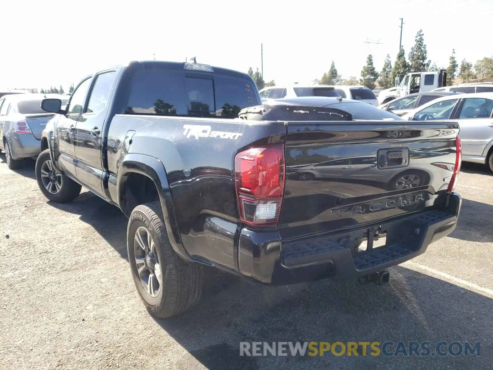 3 Photograph of a damaged car 3TMBZ5DN3KM017506 TOYOTA TACOMA 2019
