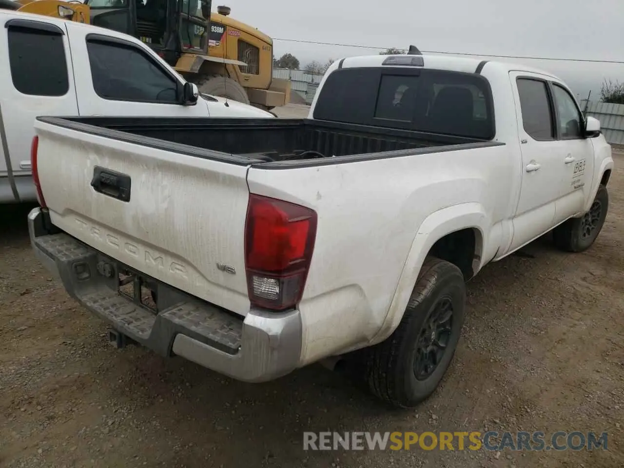 4 Photograph of a damaged car 3TMBZ5DN5KM021914 TOYOTA TACOMA 2019