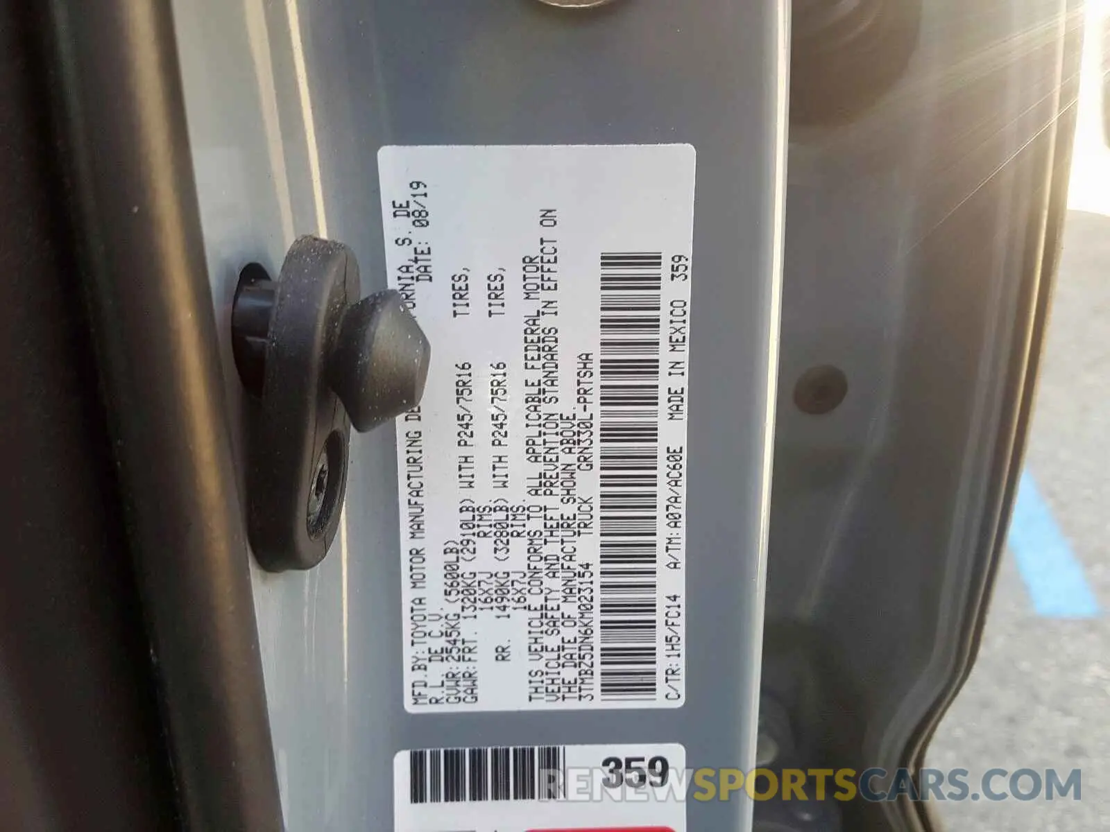 10 Photograph of a damaged car 3TMBZ5DN6KM023154 TOYOTA TACOMA 2019