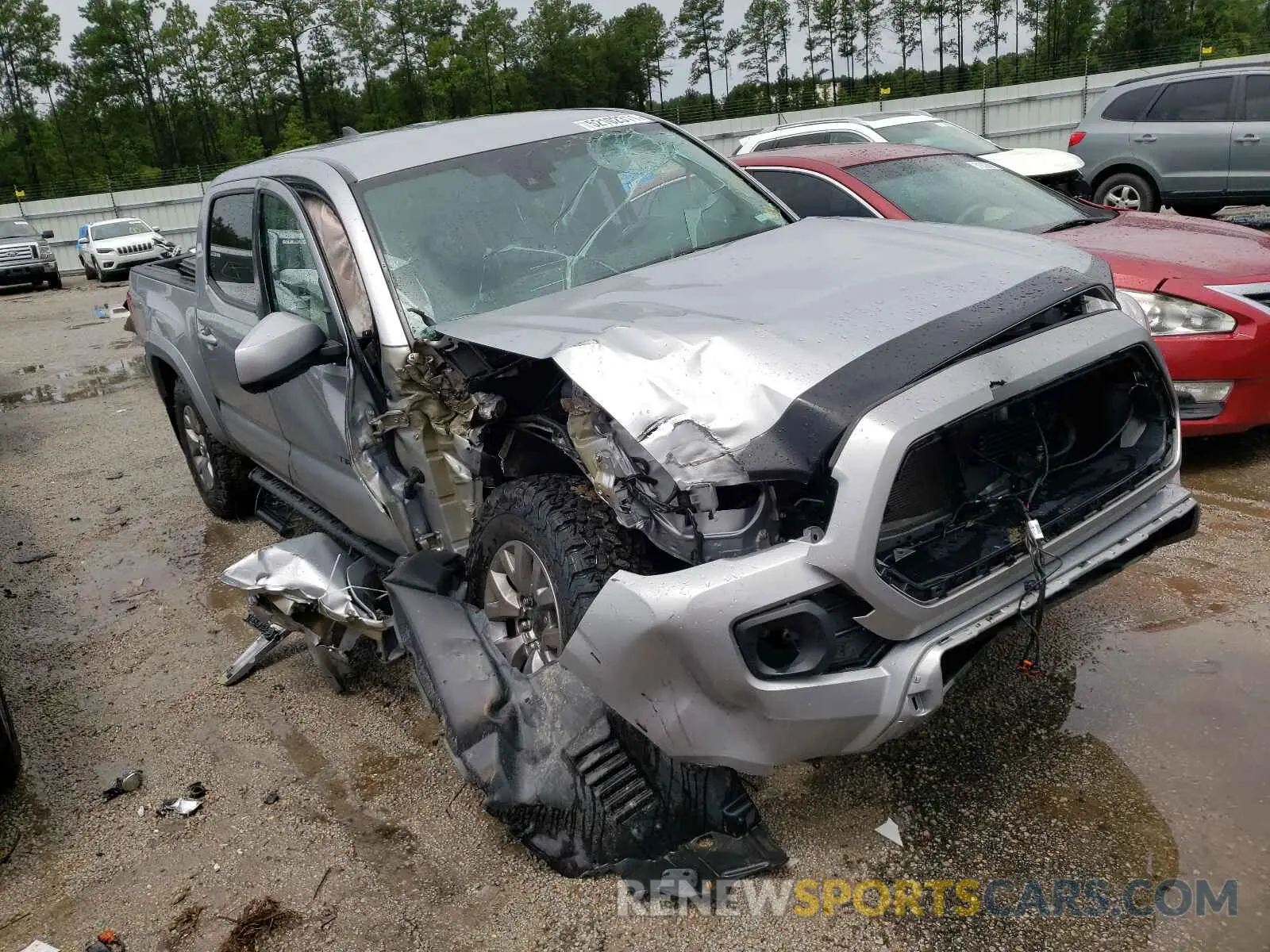 1 Photograph of a damaged car 3TMCZ5AN0KM215663 TOYOTA TACOMA 2019