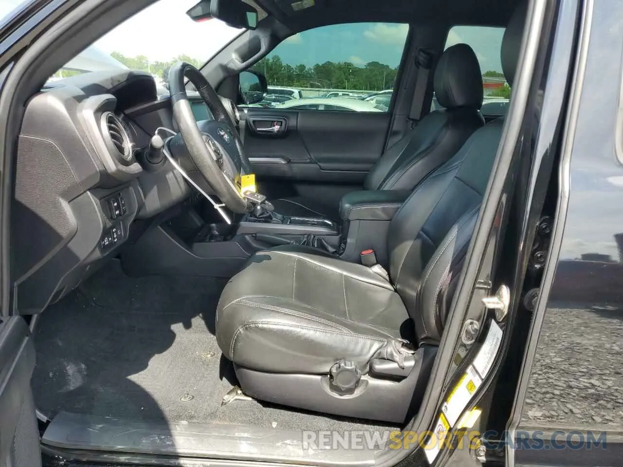 7 Фотография поврежденного автомобиля 3TMCZ5AN0KM220264 TOYOTA TACOMA 2019