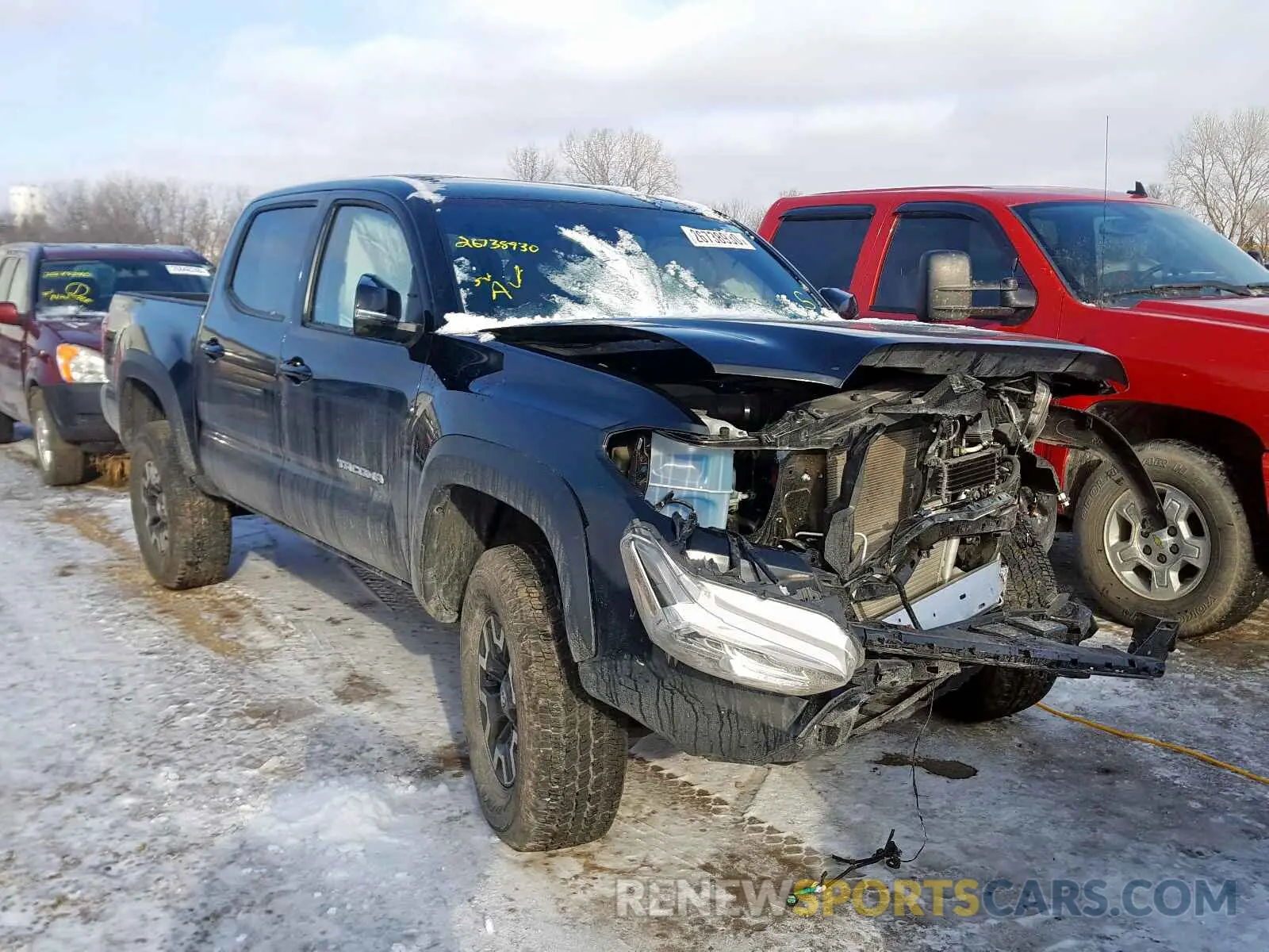 1 Photograph of a damaged car 3TMCZ5AN0KM244192 TOYOTA TACOMA 2019