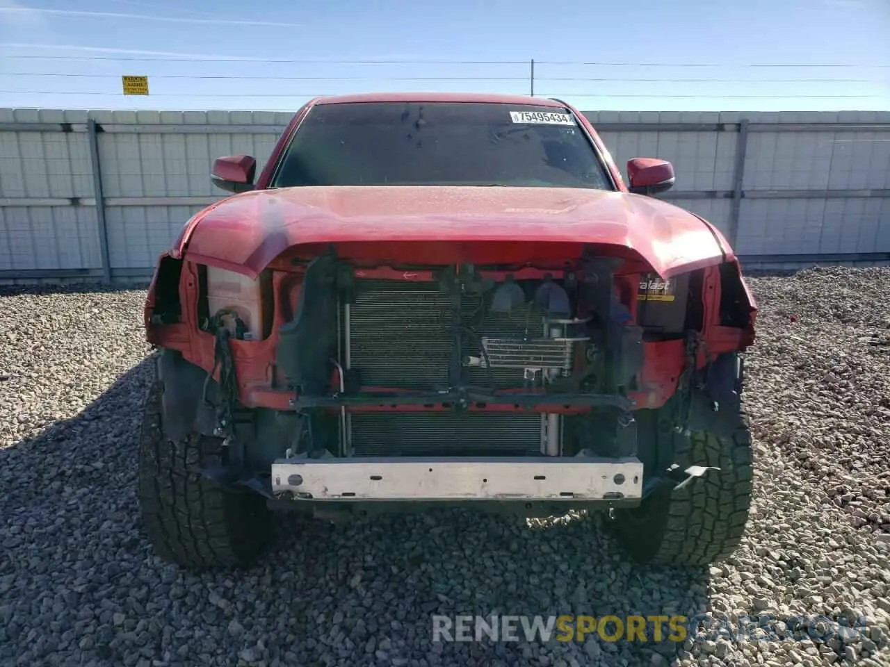 5 Photograph of a damaged car 3TMCZ5AN0KM280576 TOYOTA TACOMA 2019