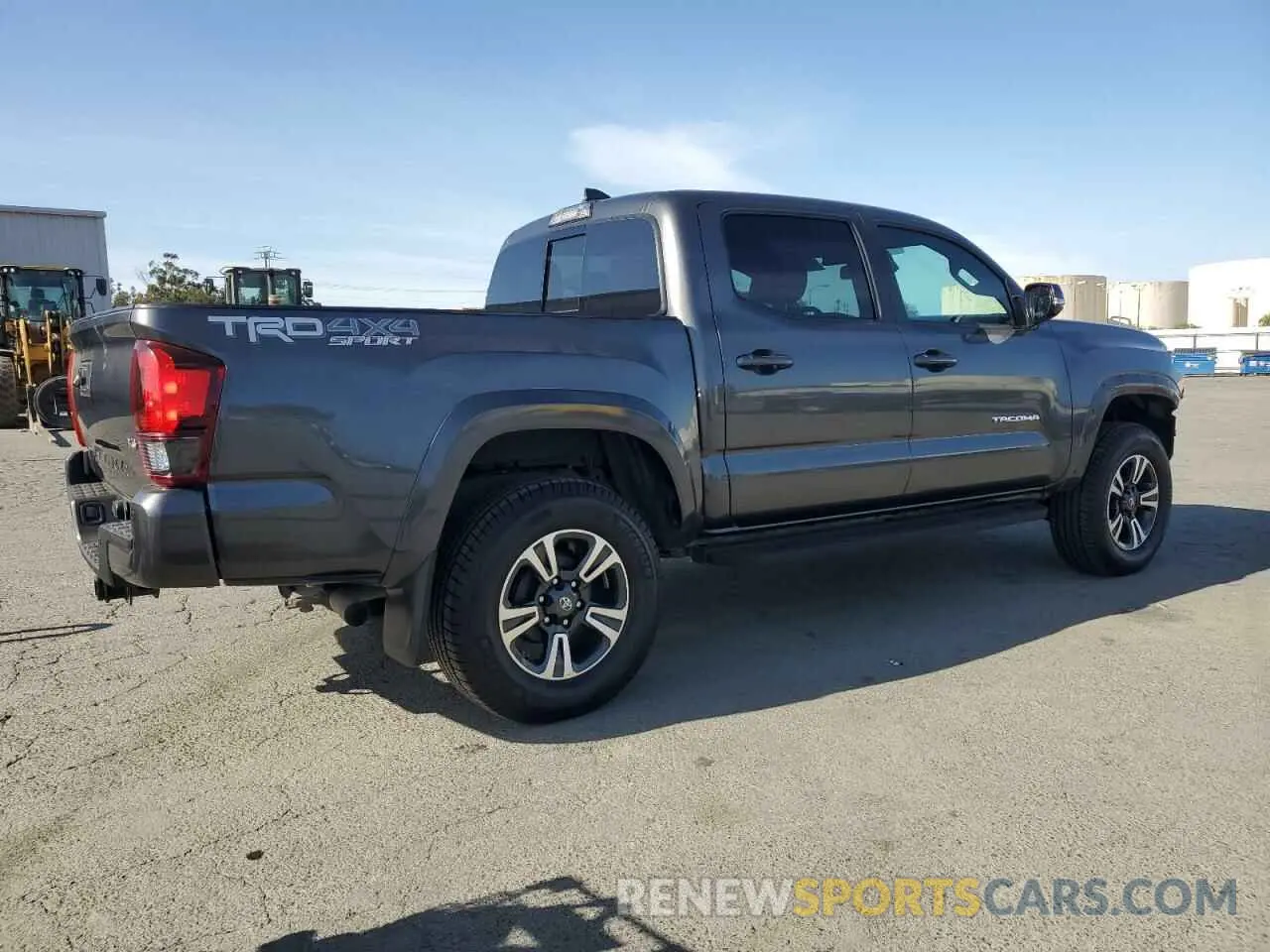 3 Photograph of a damaged car 3TMCZ5AN1KM191146 TOYOTA TACOMA 2019