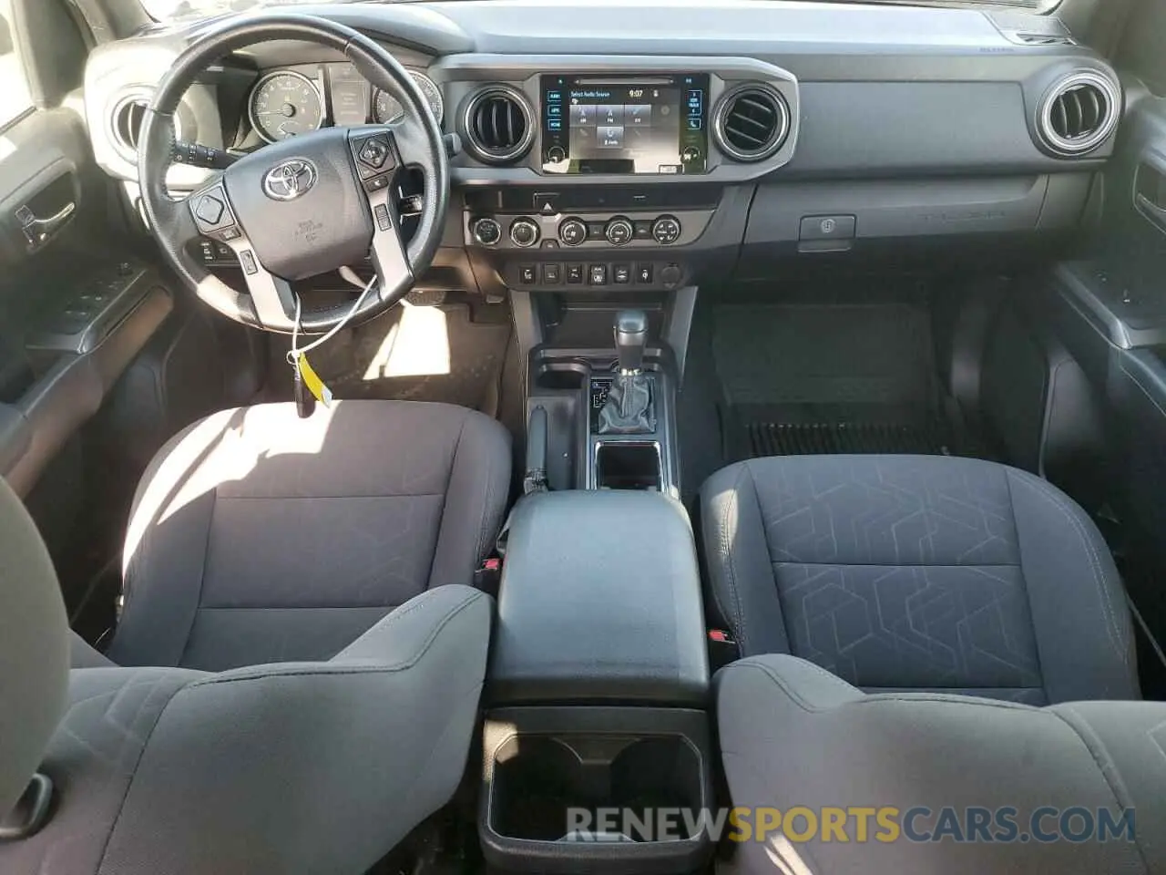 8 Photograph of a damaged car 3TMCZ5AN1KM191146 TOYOTA TACOMA 2019