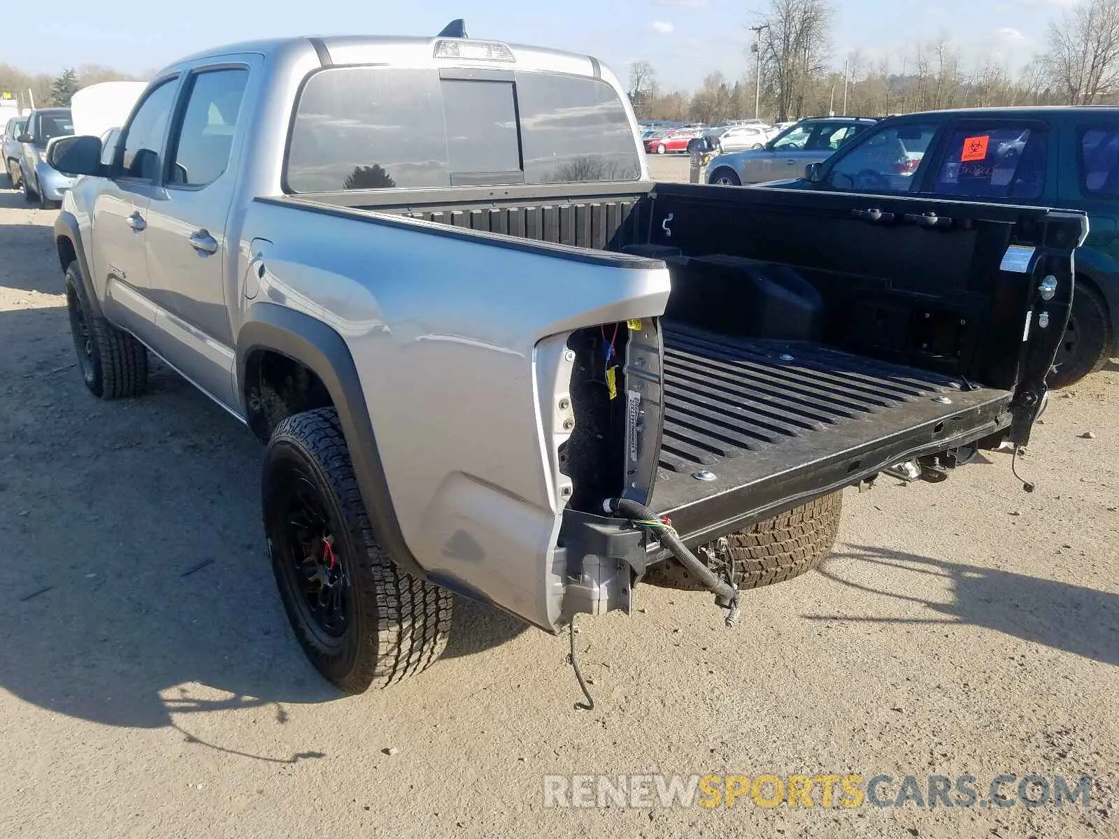 3 Photograph of a damaged car 3TMCZ5AN1KM191261 TOYOTA TACOMA 2019