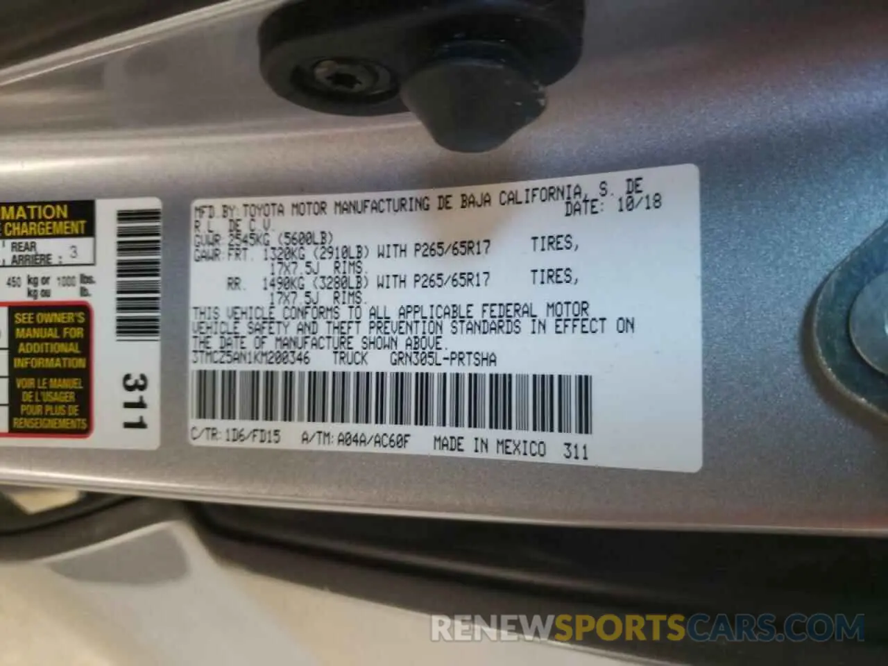 10 Photograph of a damaged car 3TMCZ5AN1KM200346 TOYOTA TACOMA 2019