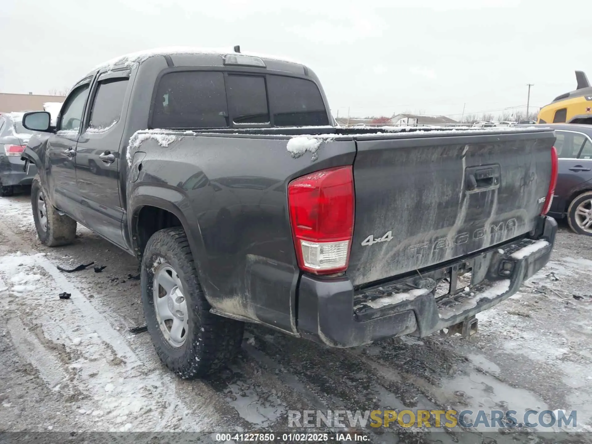 3 Photograph of a damaged car 3TMCZ5AN1KM220984 TOYOTA TACOMA 2019