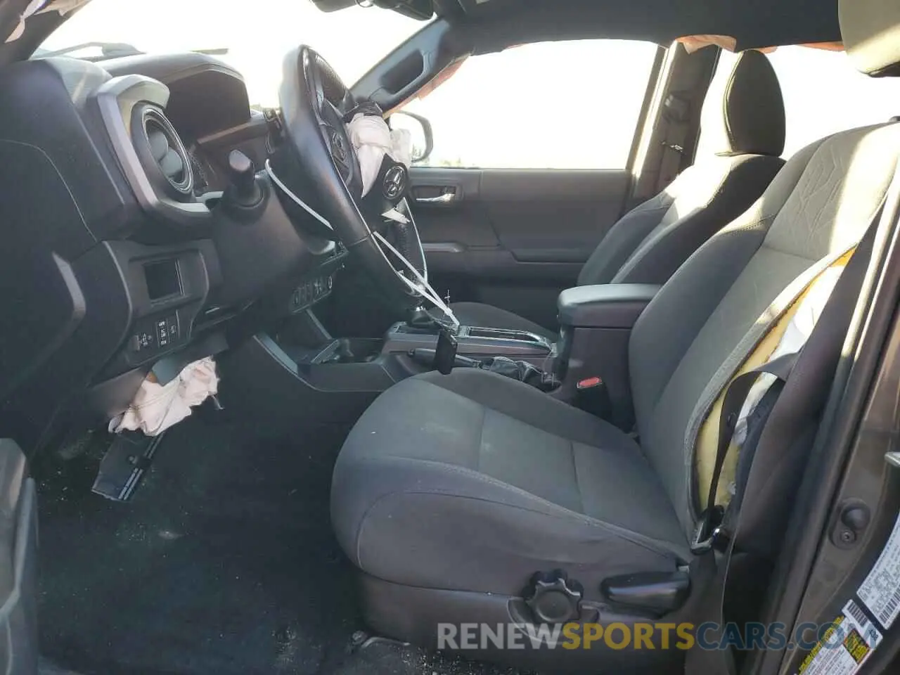 7 Фотография поврежденного автомобиля 3TMCZ5AN1KM222735 TOYOTA TACOMA 2019