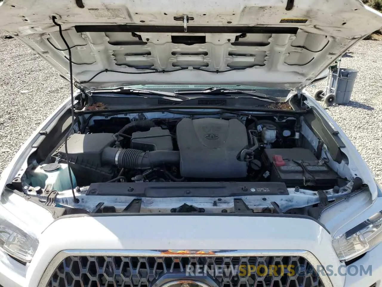 11 Фотография поврежденного автомобиля 3TMCZ5AN1KM263494 TOYOTA TACOMA 2019