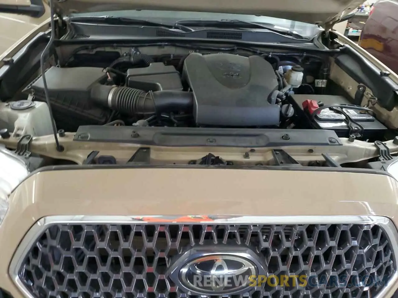 11 Фотография поврежденного автомобиля 3TMCZ5AN1KM285074 TOYOTA TACOMA 2019