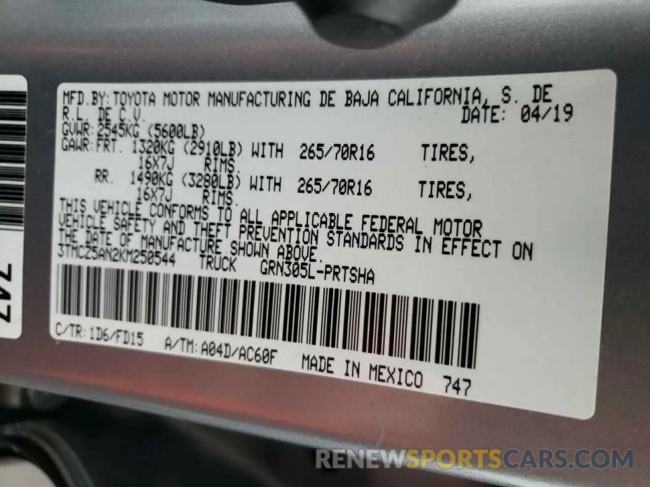 10 Photograph of a damaged car 3TMCZ5AN2KM250544 TOYOTA TACOMA 2019