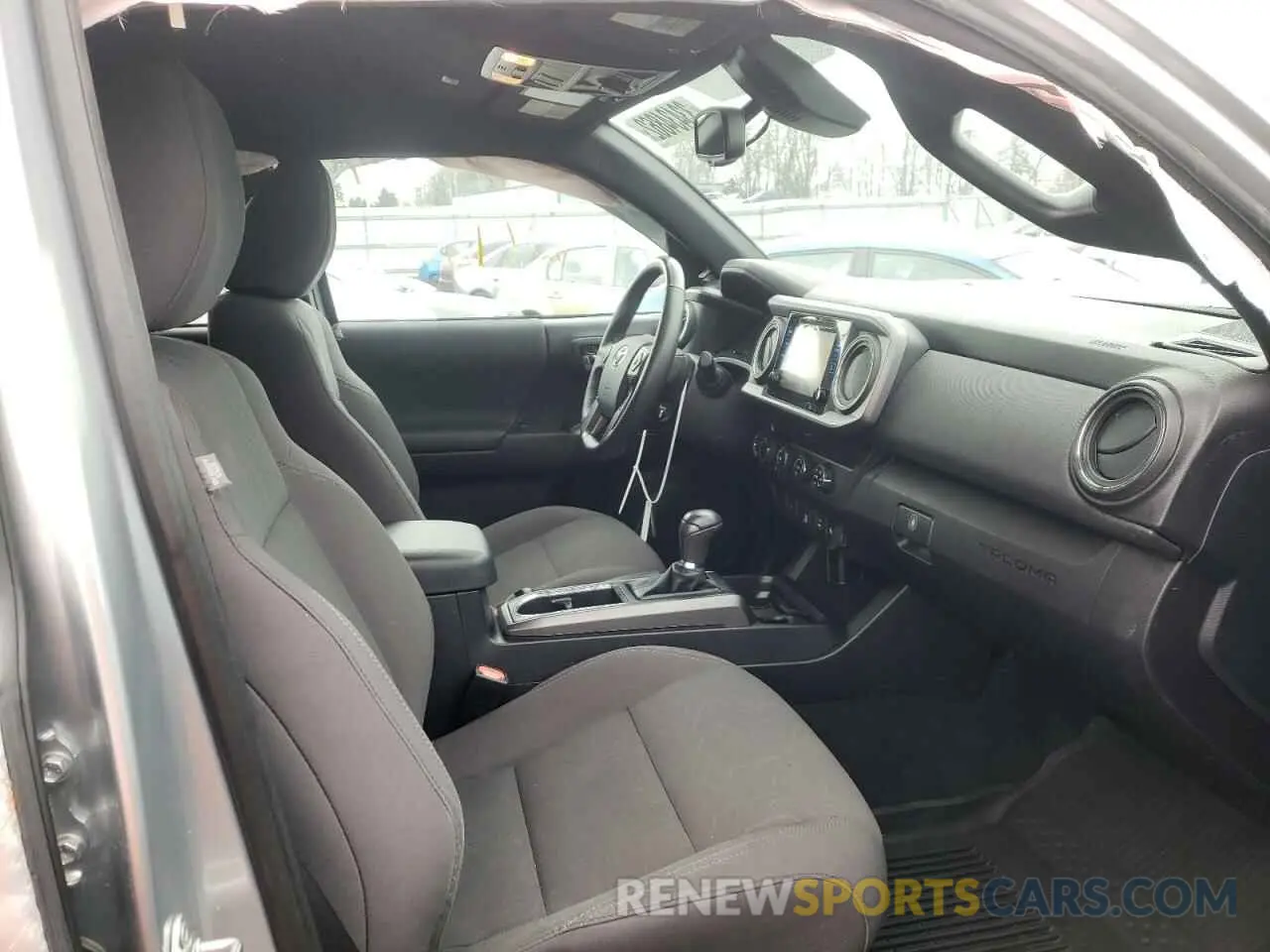5 Photograph of a damaged car 3TMCZ5AN2KM250544 TOYOTA TACOMA 2019