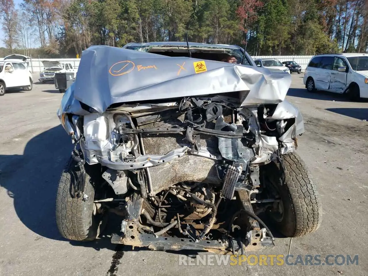 5 Photograph of a damaged car 3TMCZ5AN2KM263066 TOYOTA TACOMA 2019