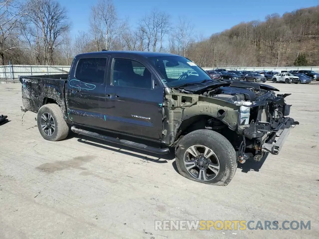 4 Photograph of a damaged car 3TMCZ5AN2KM283656 TOYOTA TACOMA 2019