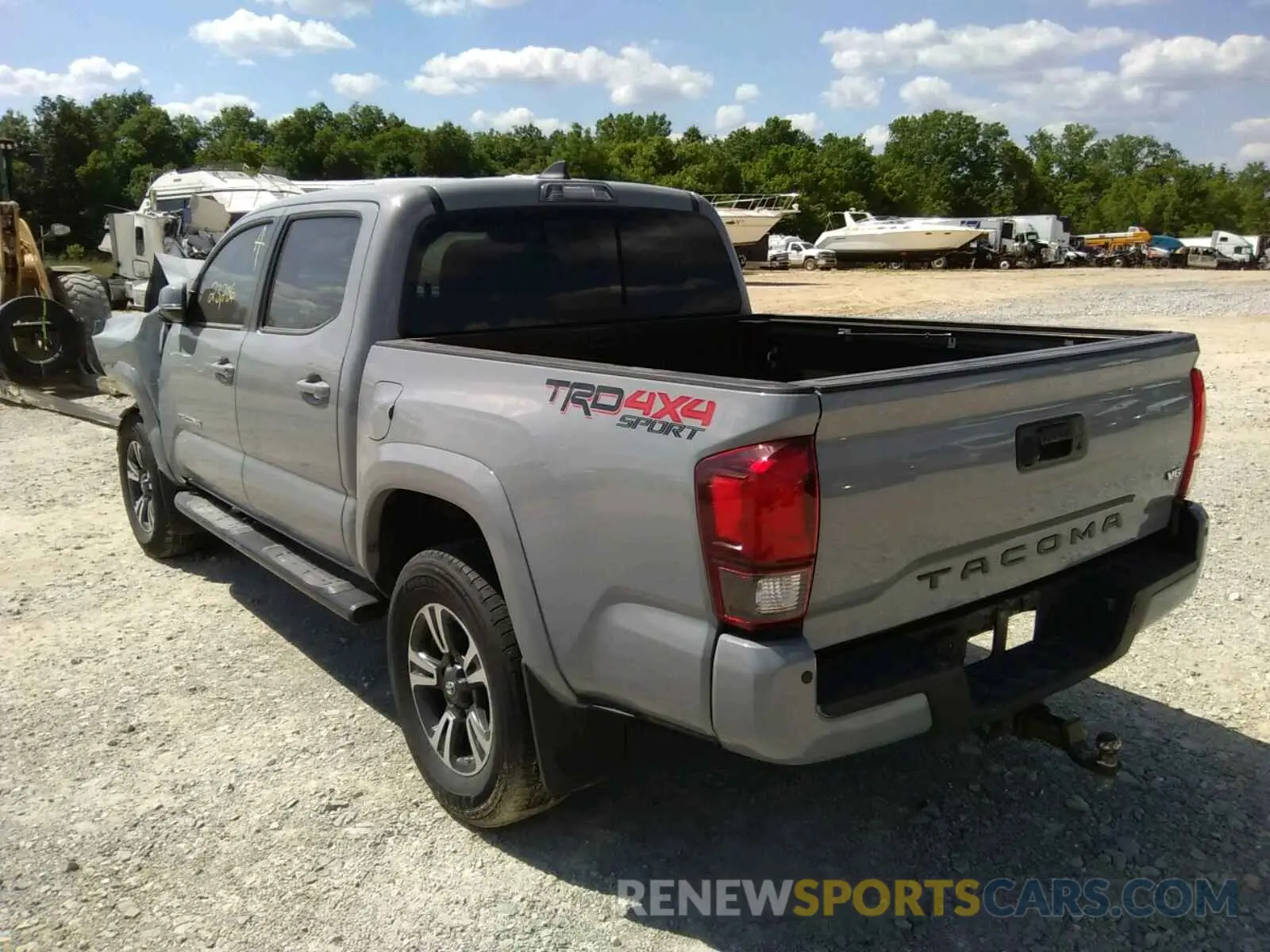 3 Photograph of a damaged car 3TMCZ5AN2KM283785 TOYOTA TACOMA 2019