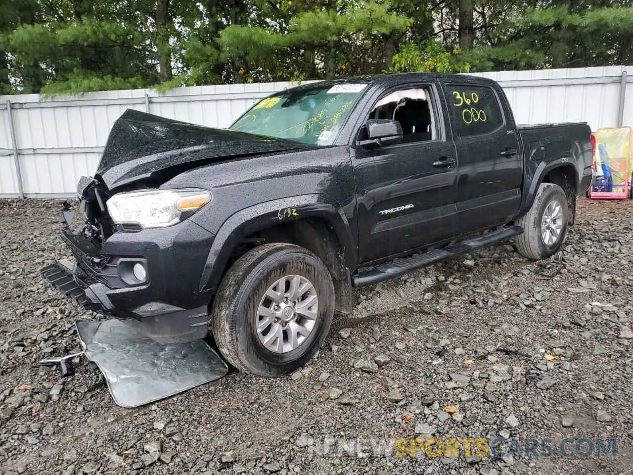 2 Photograph of a damaged car 3TMCZ5AN2KM284886 TOYOTA TACOMA 2019