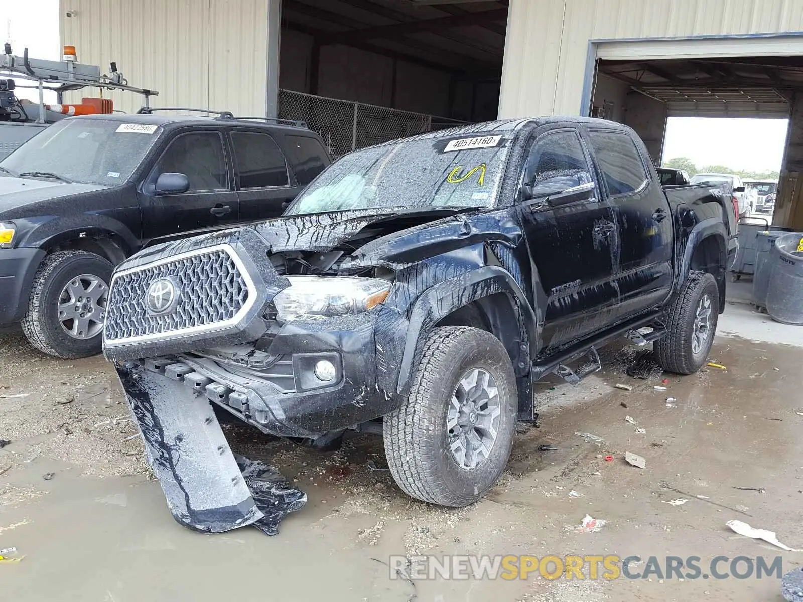 2 Photograph of a damaged car 3TMCZ5AN2KM284905 TOYOTA TACOMA 2019