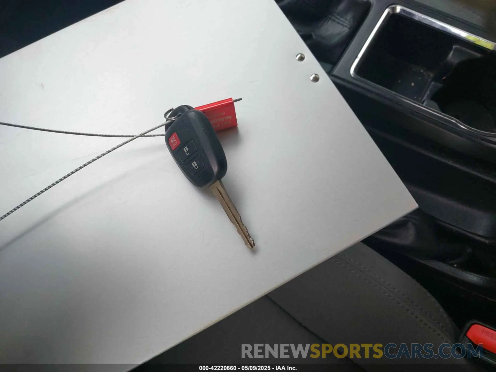 11 Photograph of a damaged car 3TMCZ5AN3KM197613 TOYOTA TACOMA 2019